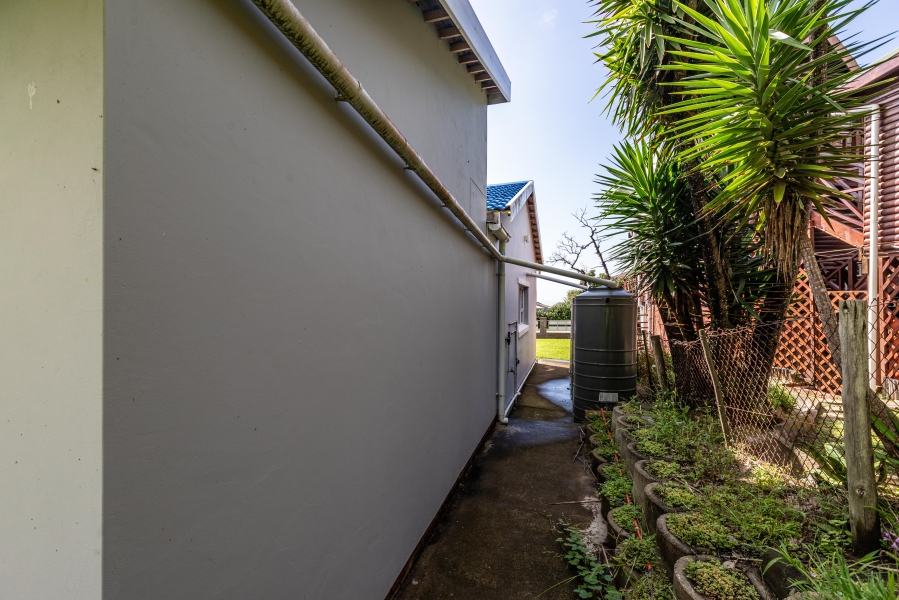 3 Bedroom Property for Sale in Kidds Beach Eastern Cape